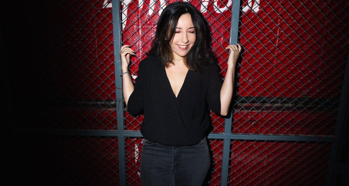 Comedian Dina Hashem Senses a Gulf